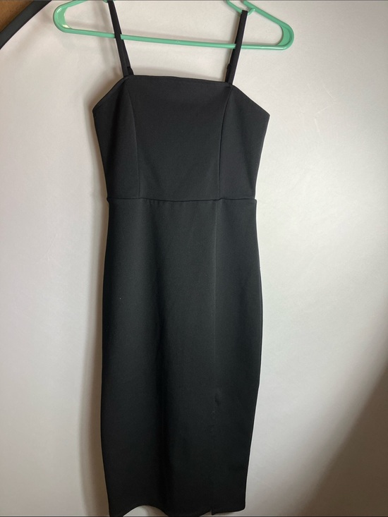 Planet Gold Dresses & Skirts - Planet Gold Black Midi Slip Dress with Spaghetti Straps